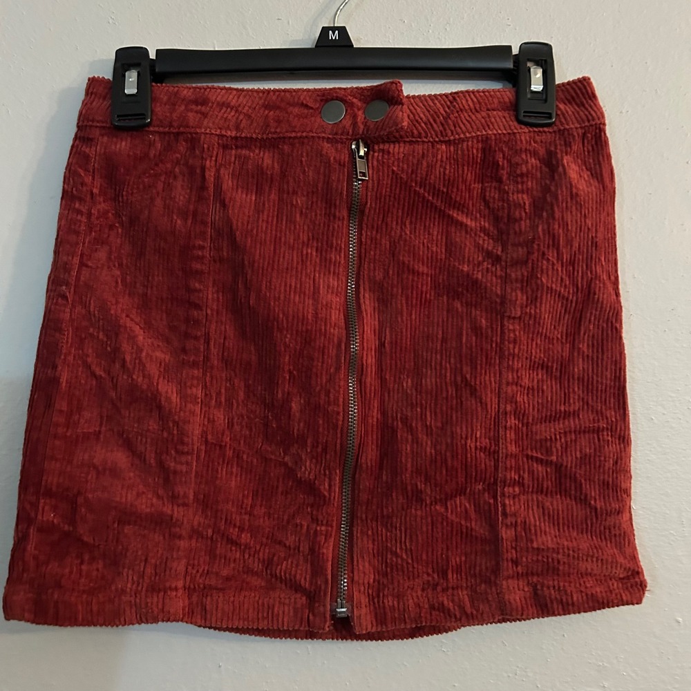 BLUE SPICE Mini Skirt Full Zipper Front Rust Red Fitted Casual Cute Womens